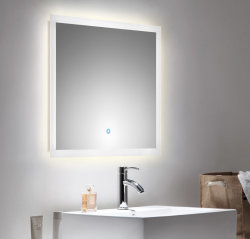 Badezimmer LED Spiegel 70x60 cm mit Touch Bedienung